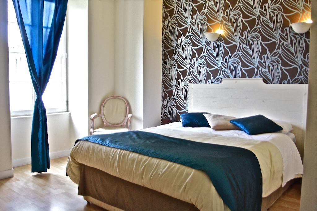 L'Hotel Du Perigord Обтер-сюр-Дрон Стая снимка